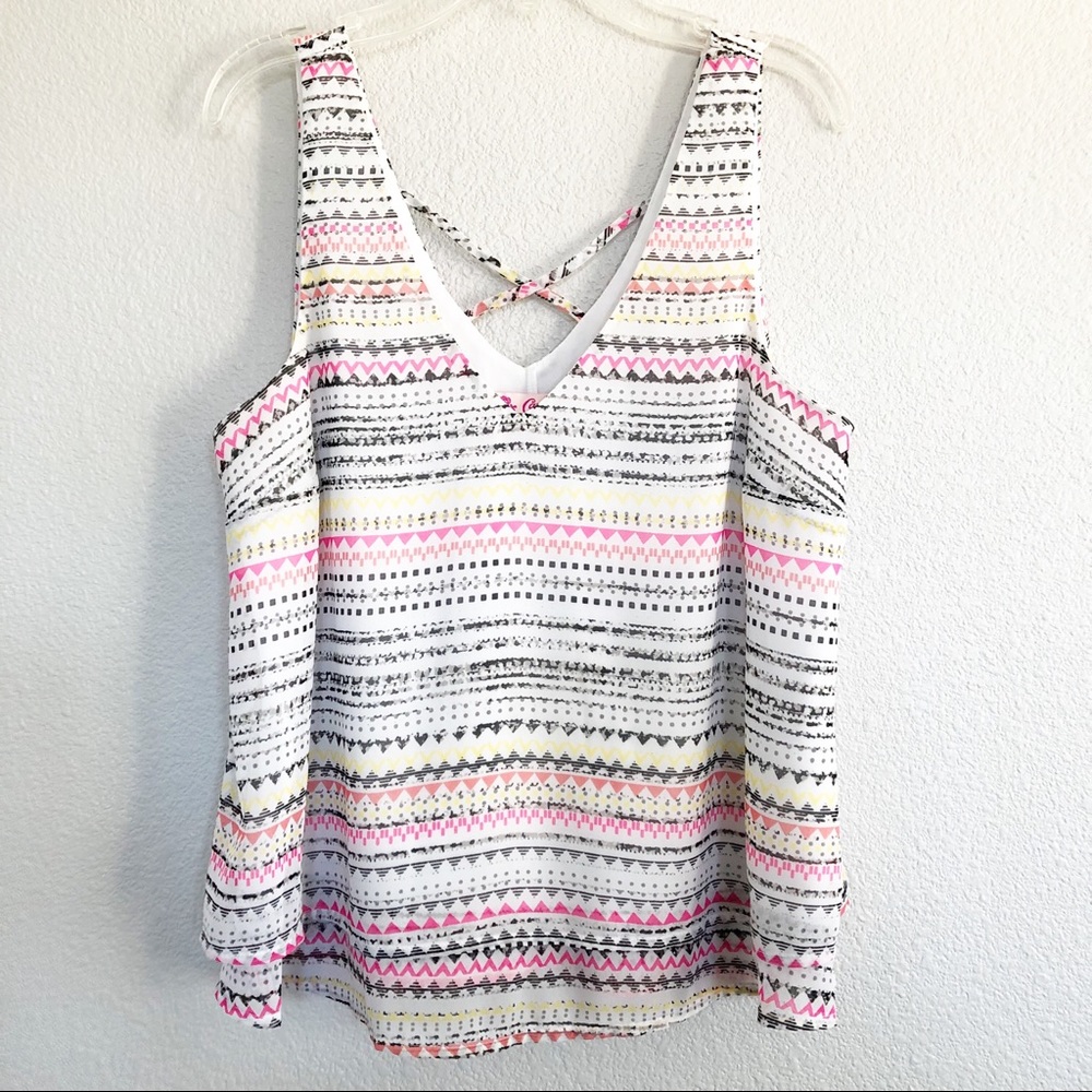Candie’s Tribal Patterned Crop Top Sz Medium